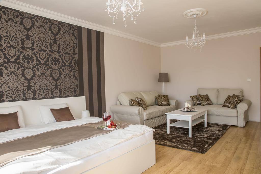 Villa Grande - Apartmany Όλομουτς Εξωτερικό φωτογραφία