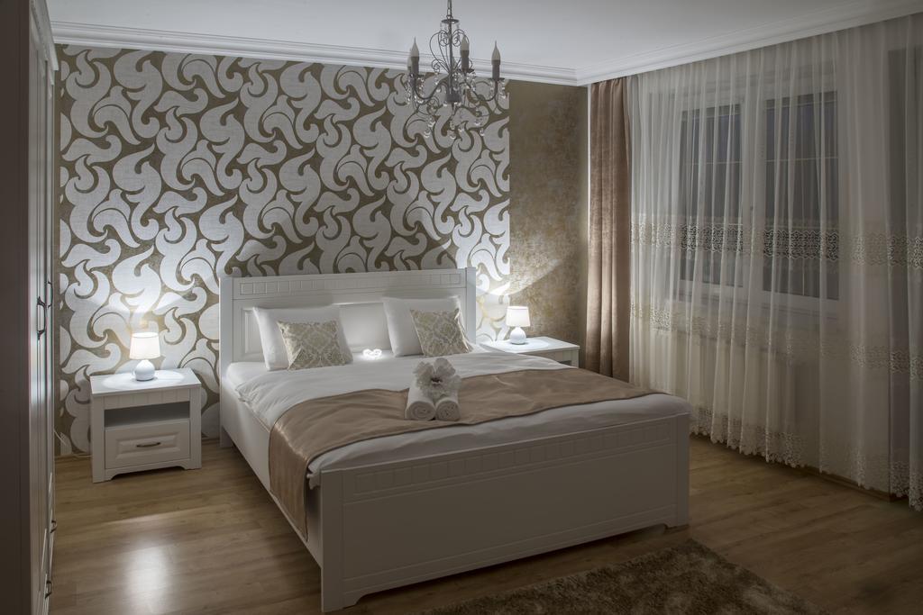 Villa Grande - Apartmany Όλομουτς Εξωτερικό φωτογραφία