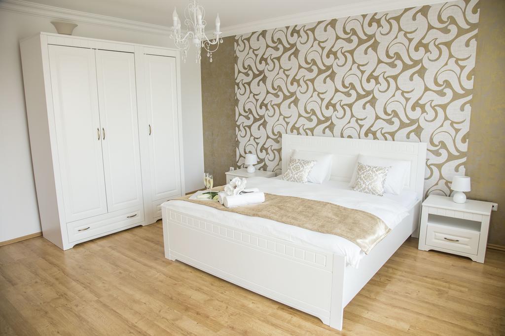Villa Grande - Apartmany Όλομουτς Εξωτερικό φωτογραφία